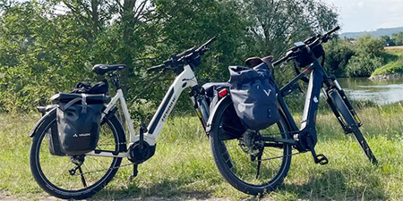 Uwes links Bike, ich rechts Bike